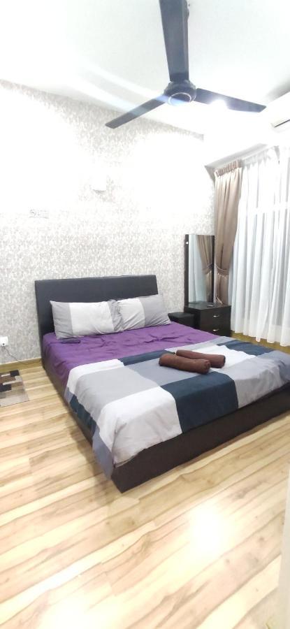 Dperdana -Dinies Pool,Wifi, Centre Of Kota Bharu, 4-5 Pax Apartment Exterior foto