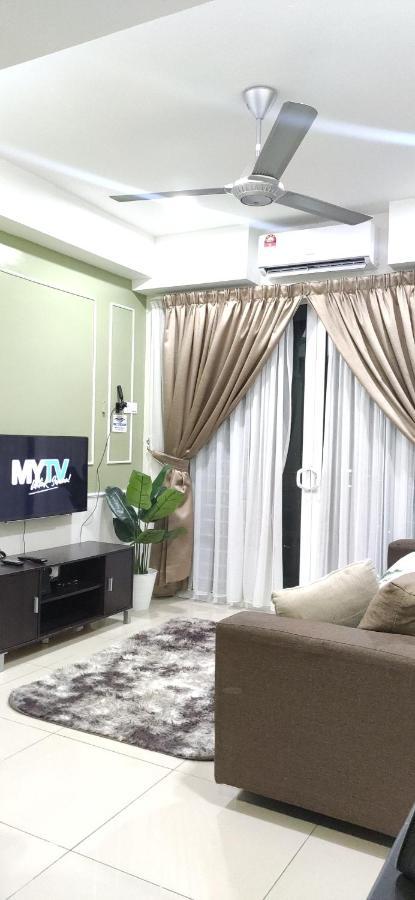 Dperdana -Dinies Pool,Wifi, Centre Of Kota Bharu, 4-5 Pax Apartment Exterior foto