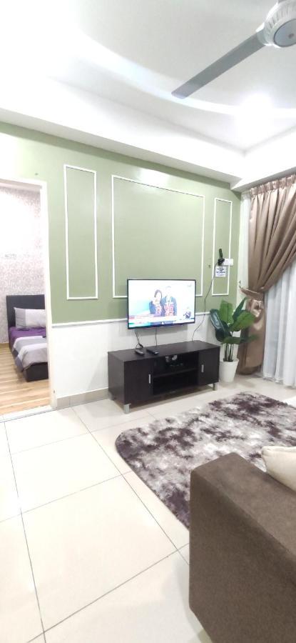 Dperdana -Dinies Pool,Wifi, Centre Of Kota Bharu, 4-5 Pax Apartment Exterior foto