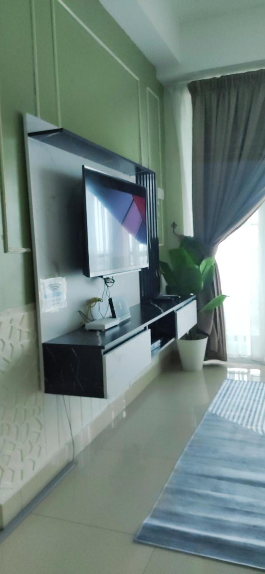 Dperdana -Dinies Pool,Wifi, Centre Of Kota Bharu, 4-5 Pax Apartment Exterior foto
